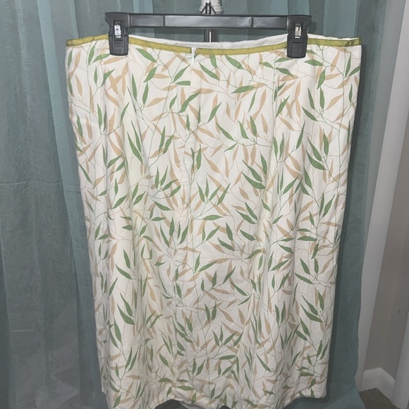 Cato’s Fully Lined Skirt - Picture 3 of 6